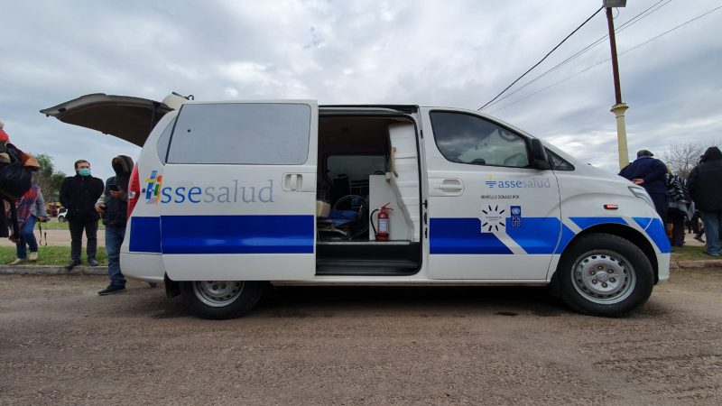 ASSE recibió ambulancia donada por Coca-Cola Uruguay y el PNUD para Policlínica de Paysandú