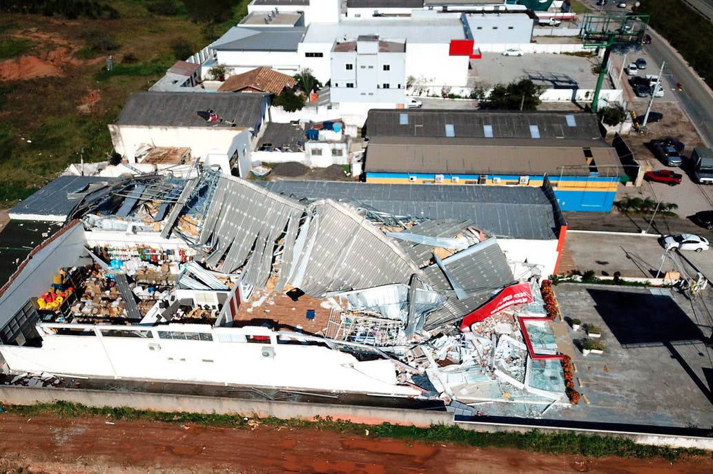 Un ciclón en Florianópolis dejó muertos y serios destrozos