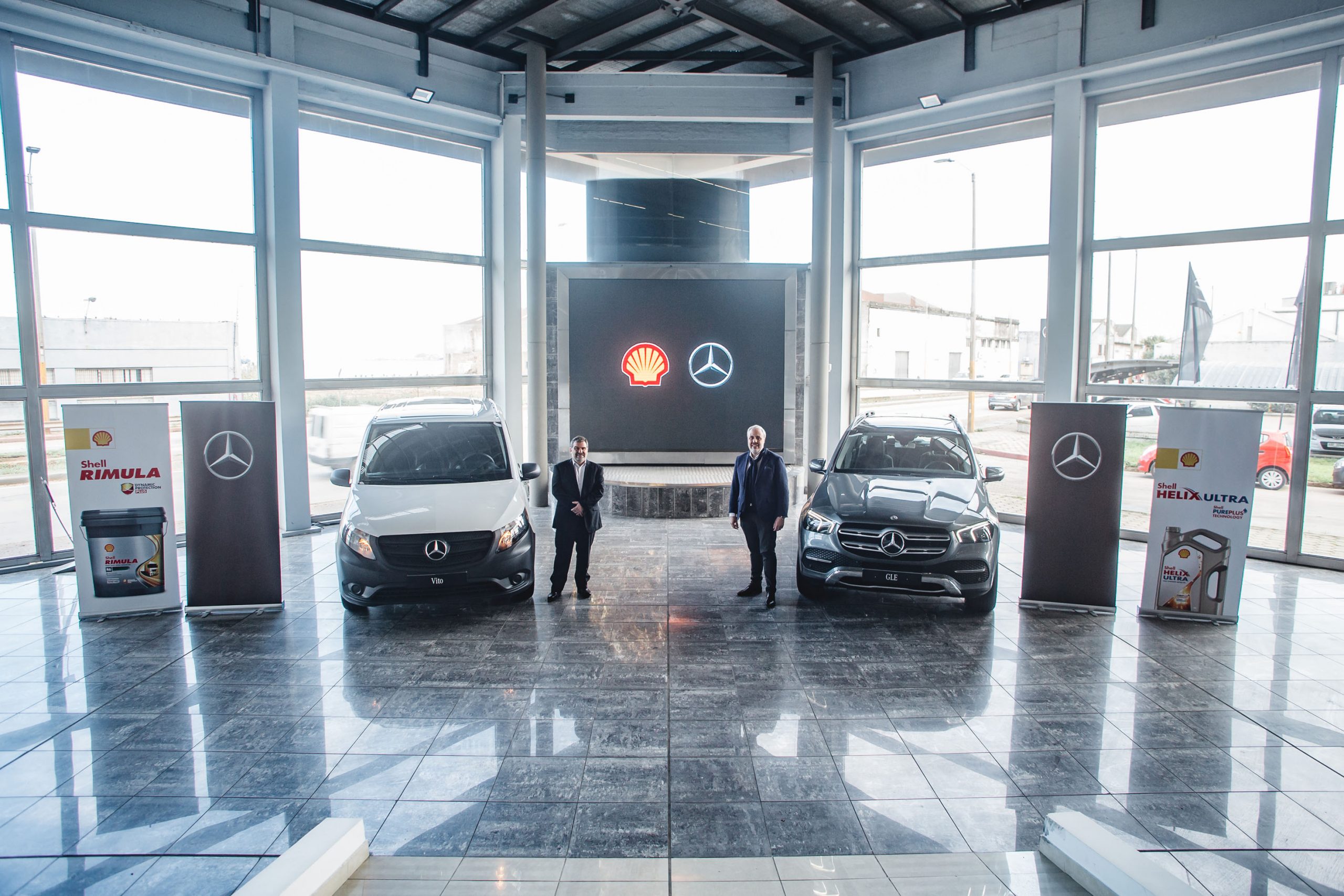 Mercedes-Benz incorpora a sus servicios de posventa los Lubricantes Shell