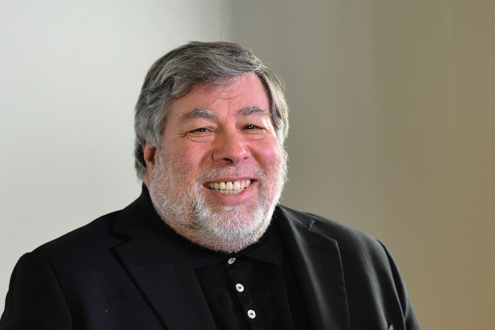 Globant anuncia el futuro del desarrollo software durante su evento Converge con Steve Wozniak como orador principal