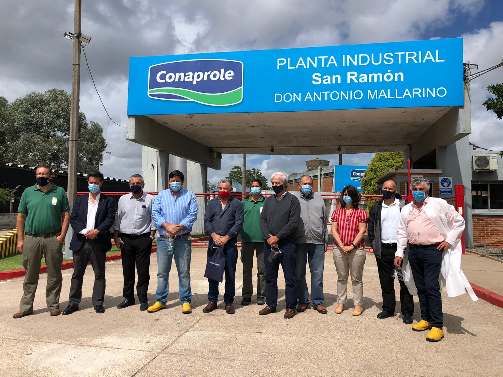 Ministro de Ambiente visitó el Complejo Industrial San Ramón de Conaprole