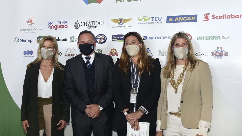 Unidos Para Ayudar cerró su actividad en 2021 con 150.000 canastas entregadas en todo el país