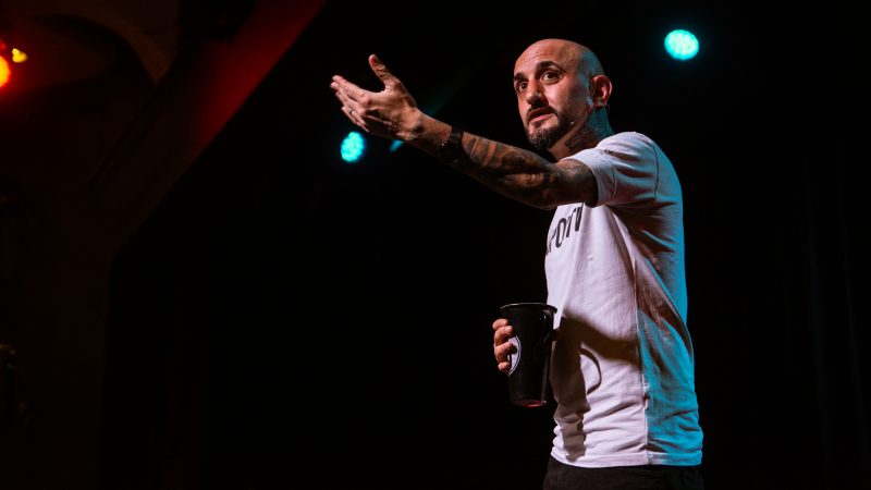 El Pela Romero inaugura reapertura del Teatro del Notariado