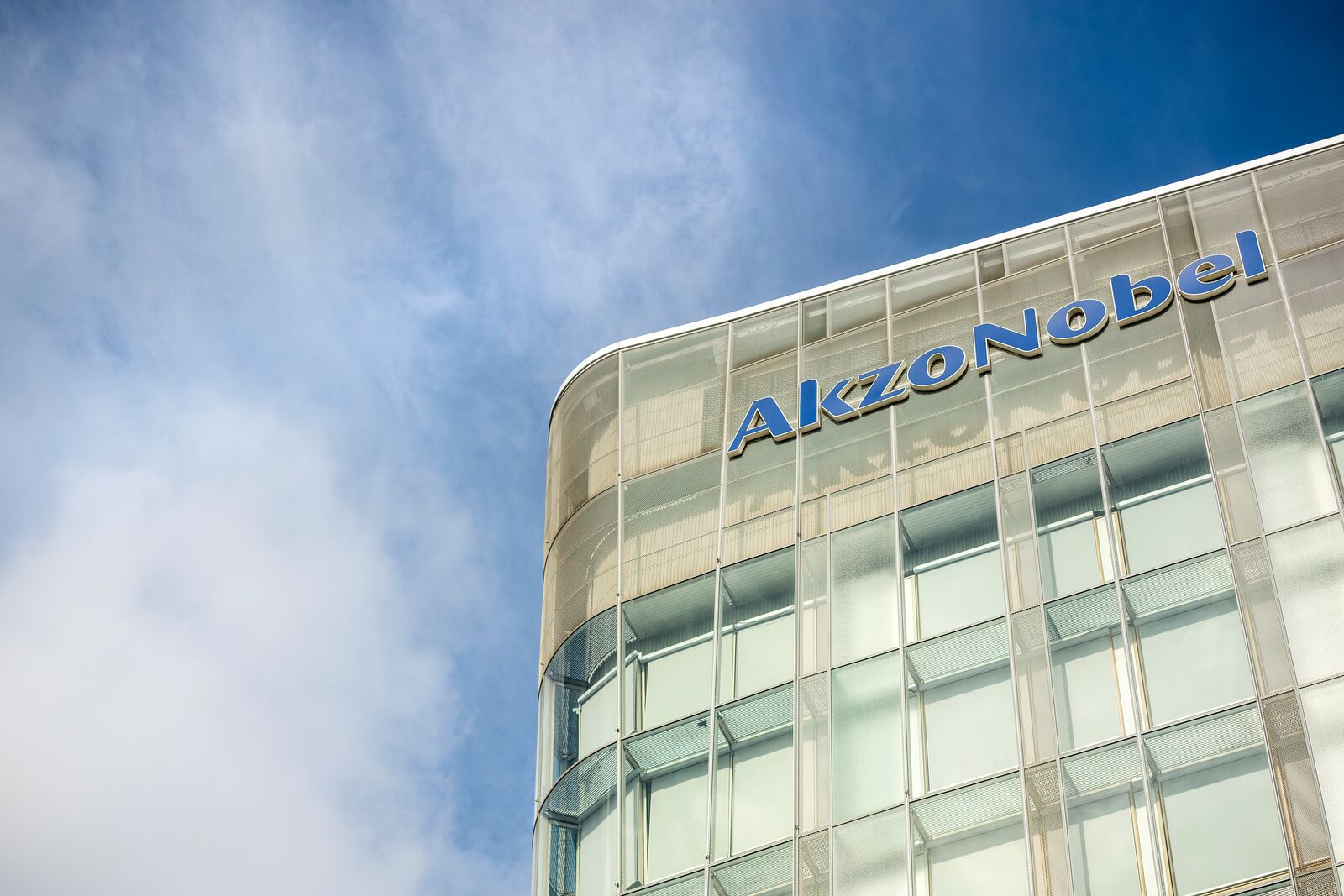 AkzoNobel consolidará su presencia en África mediante la adquisición de la firma de pinturas y recubrimientos Kansai Paint