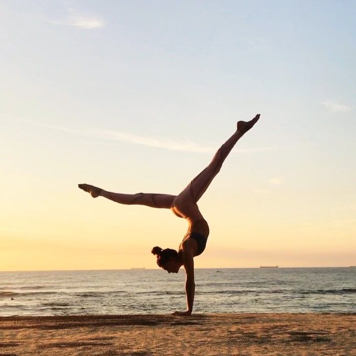 Cómo manejar el estrés a través del yoga y la meditación