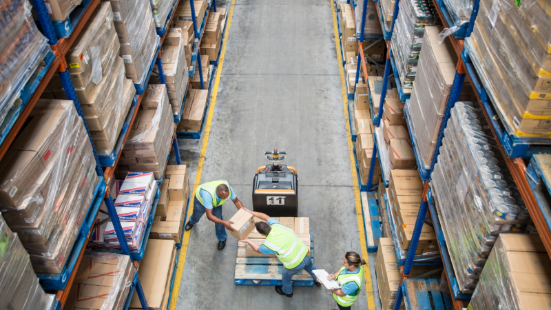 El 56% de los líderes en Latinoamérica ven la disrupción en la cadena de suministro y la infraestructura de tecnología (46%) como los retos más grandes para sus organizaciones en los próximos 2 a 3 años