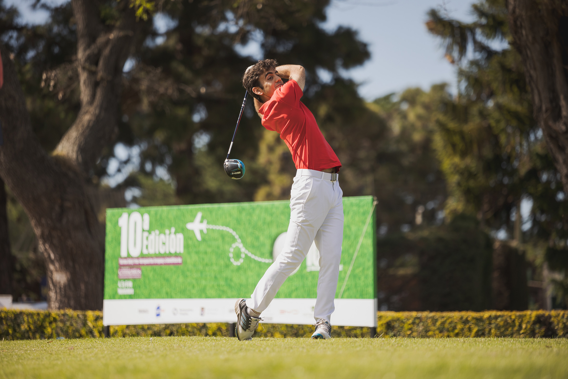 Cuatrocientos deportistas participaron del torneo de golf realizado en apoyo a Cimientos Uruguay