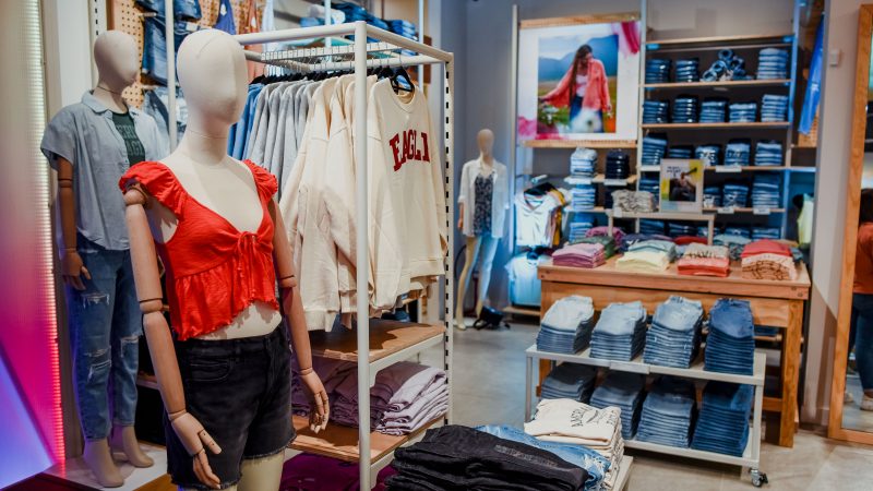 American Eagle desembarca en Uruguay con una tienda en Punta Carretas Shopping
