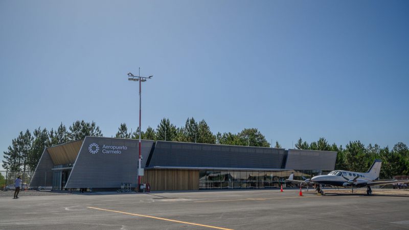 Aeropuerto de Carmelo registra operativa récord