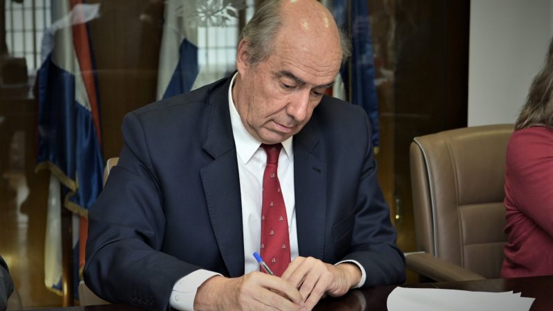 El BSE y el SMU firmaron acuerdo por cobertura de seguros