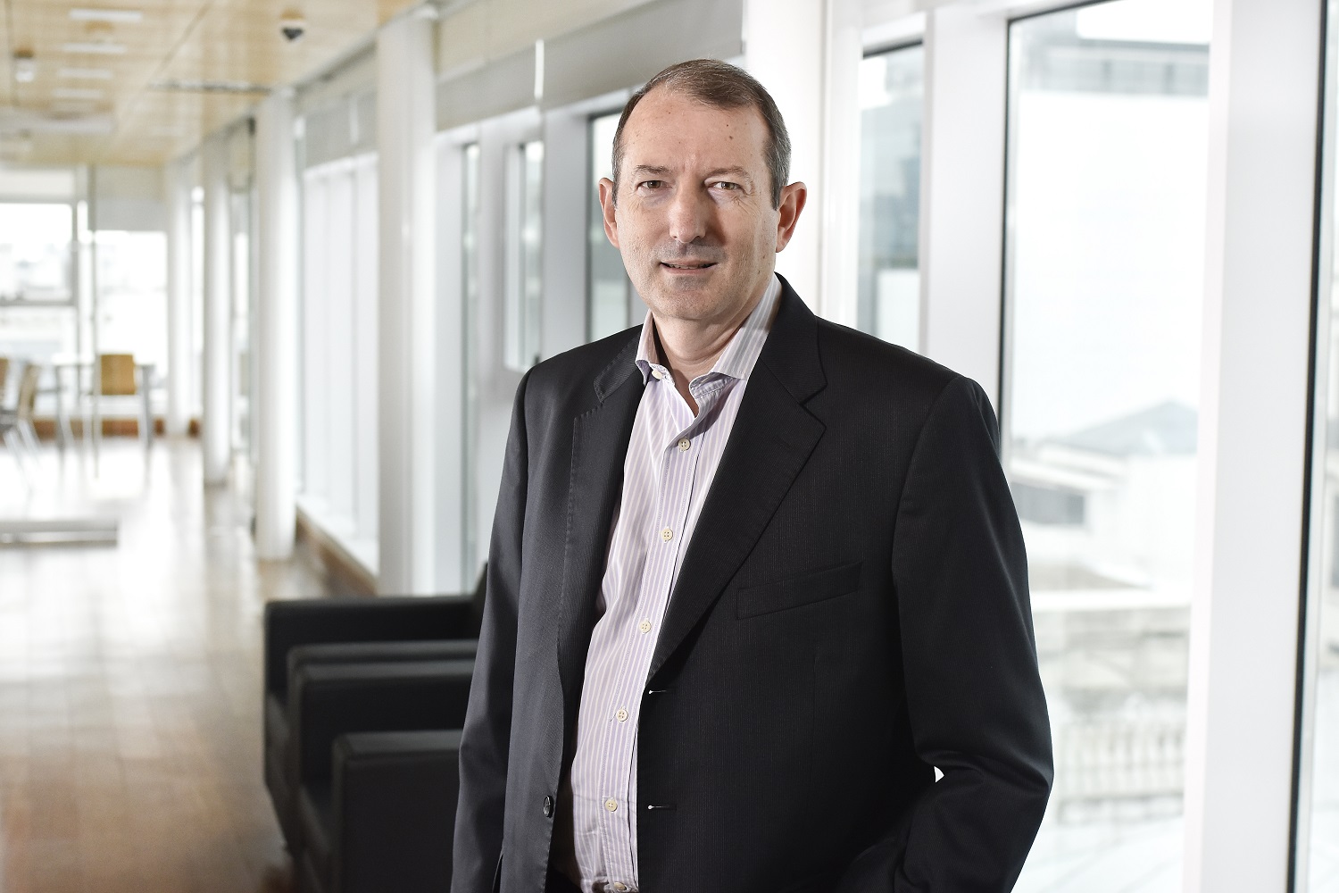 Alejandro Vinetz asumió la presidencia de la Bolsa Electrónica de Valores S.A.