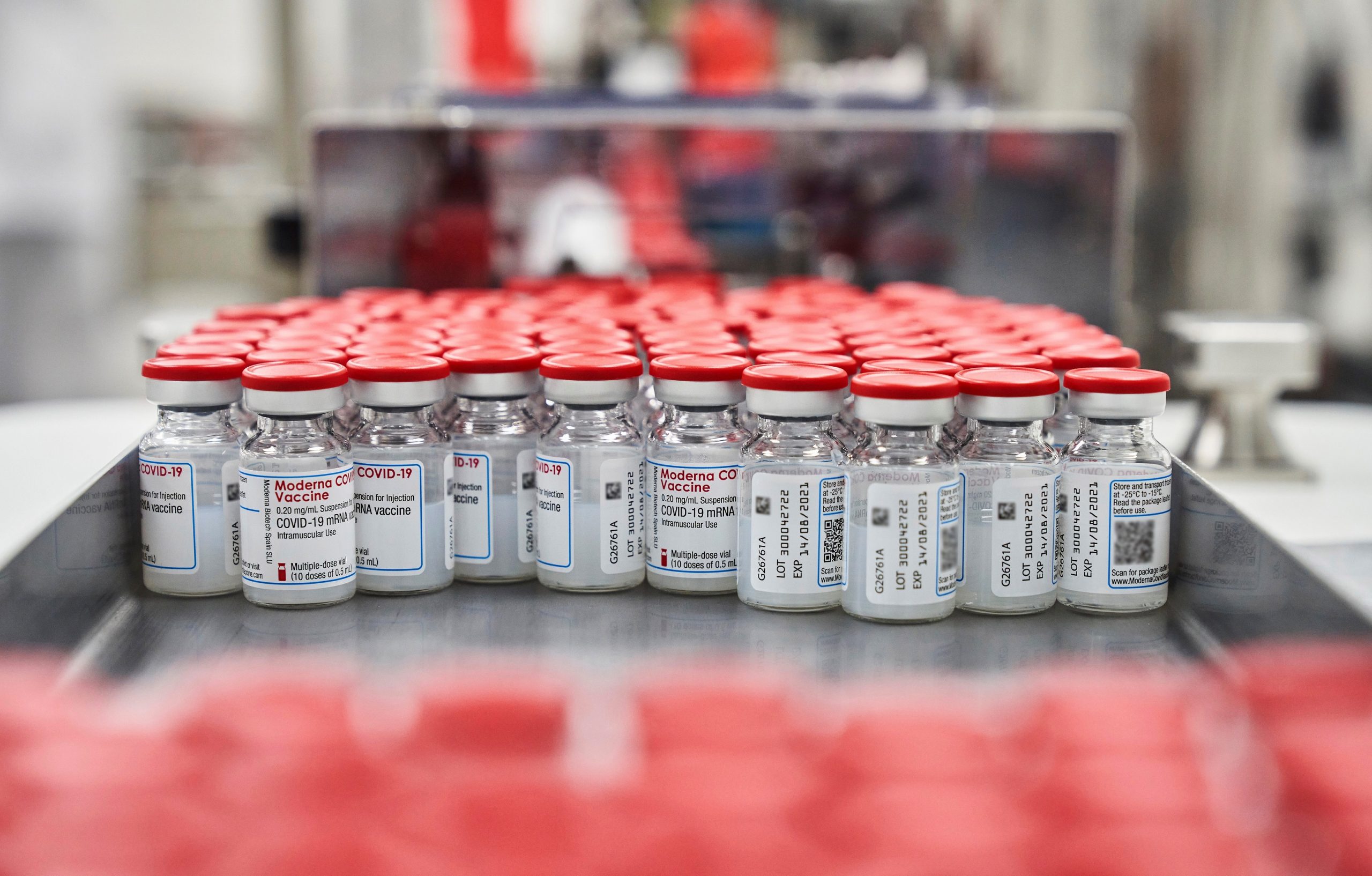Moderna presenta primer registro mundial de vacuna contra la variante más desafiante de COVID-19
