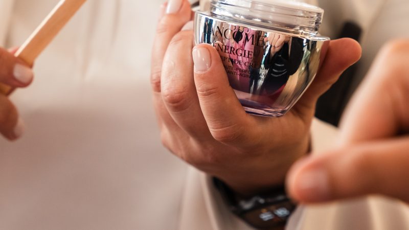 Qué son los péptidos, la ciencia regenerativa y cómo Lancôme los incorporó para revolucionar el rubro de skincare