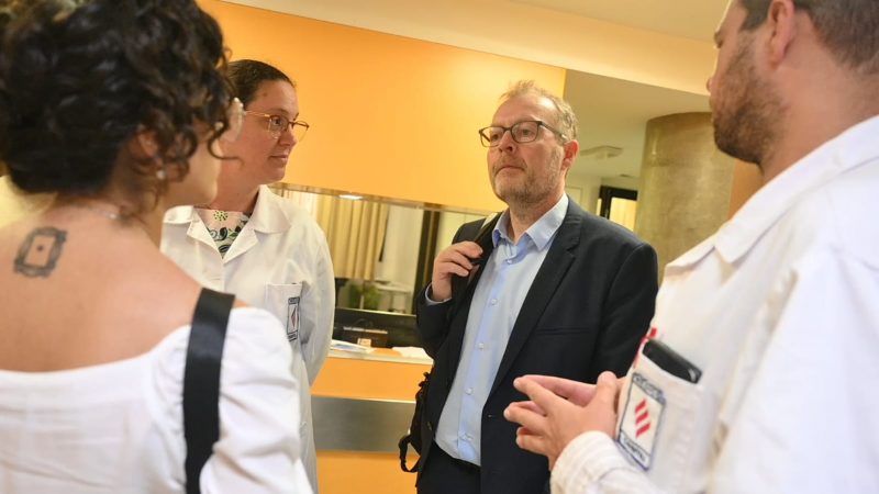 EXPERTOS DEL INSTITUTO DE COPENHAGEN BRINDARON CHARLA EN EL CASMU CON EL OBJETIVO DE TRANSFORMAR A URUGUAY EN UN PAÍS REFERENTE EN LA INVESTIGACIÓN CLÍNICA
