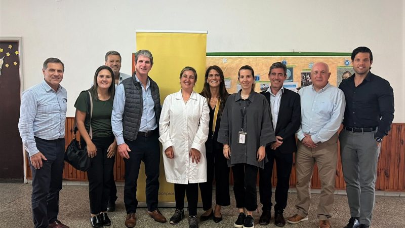 Fundación Prosegur incorporó a la escuela N°13 de Canelones a su programa Piecitos Colorados