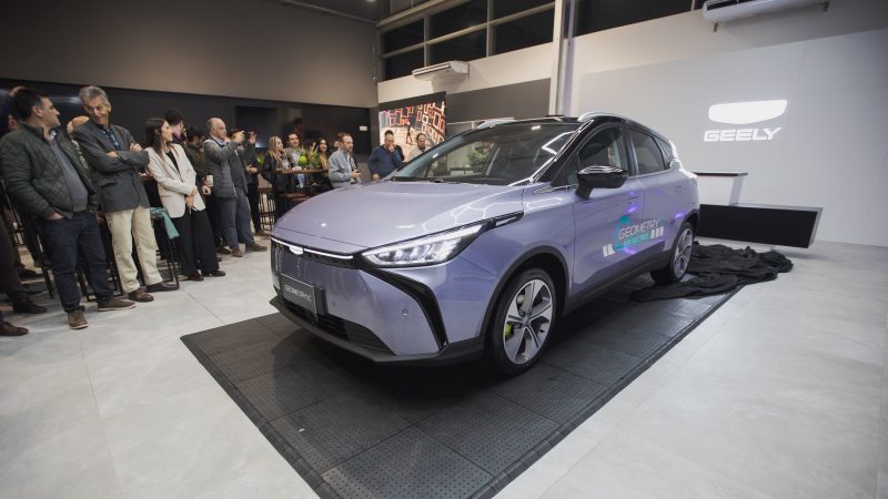 Geely Geometry C: el SUV del futuro llegó a Uruguay