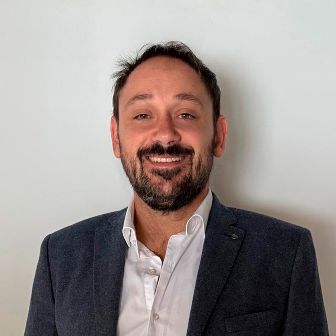 Global vía pública nombra a Nicolás Dugonjic como nuevo gerente general de su operación en Uruguay