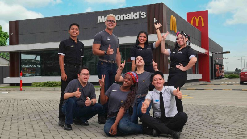 Arcos Dorados generó más de 480.000 instancias de formación y empleo en América Latina y el Caribe