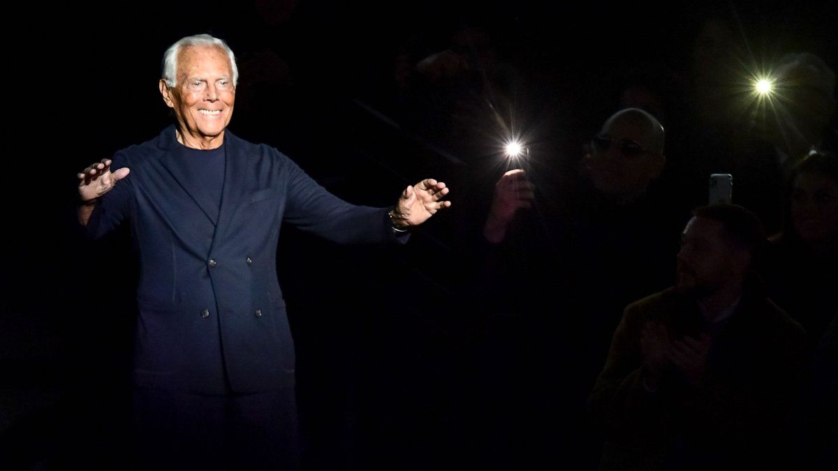 Las sorpresas que guardaba el testamento de Armani: ¿se vende a otro gigante?