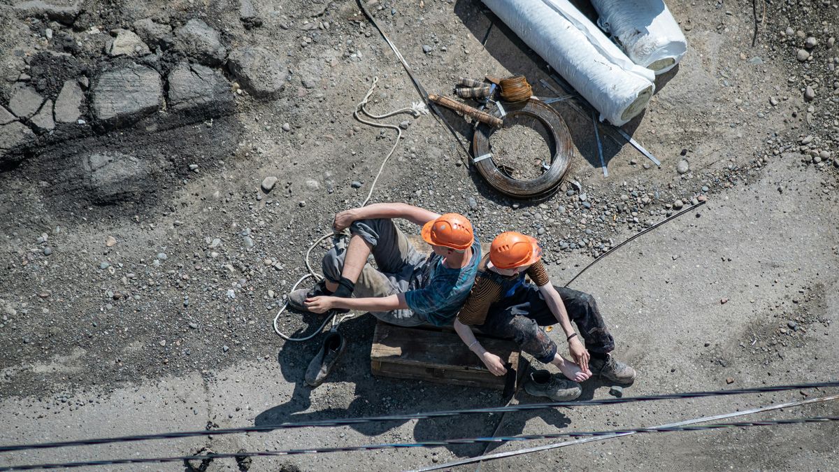 Reducción de la jornada laboral: los ejemplos que ya se aplican en Uruguay