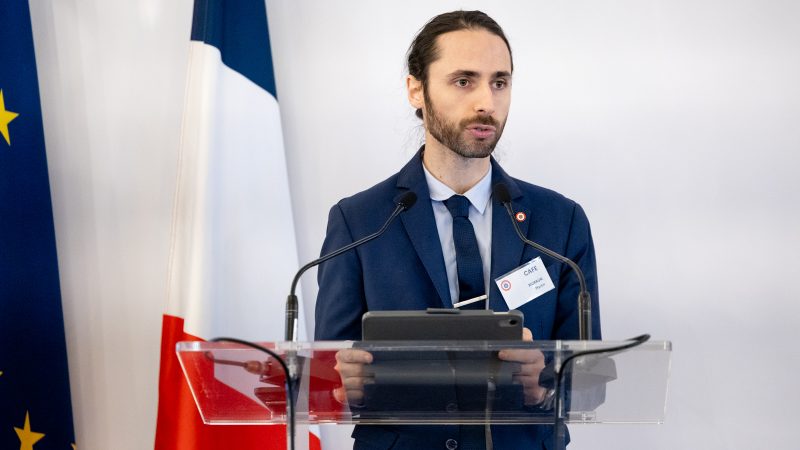 Franceses en Uruguay van a las urnas: una elección discreta, pero con peso internacional