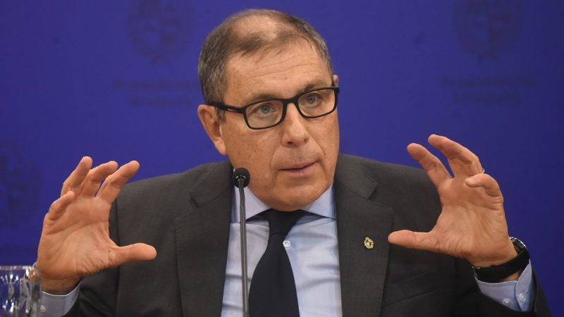 Nueva "operación exitosa" de colocación de deuda en el exterior "demuestra la confianza que hay en Uruguay", dijo Oddone