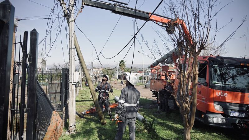 UTE estima que temporal tuvo un costo de US$ 4 millones y que servicios que quedan afectados se restablecerán el fin de semana
