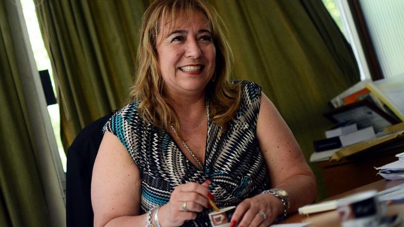 Ministra de Vivienda, Irene Moreira, participó del sorteo de 41 viviendas del PVS