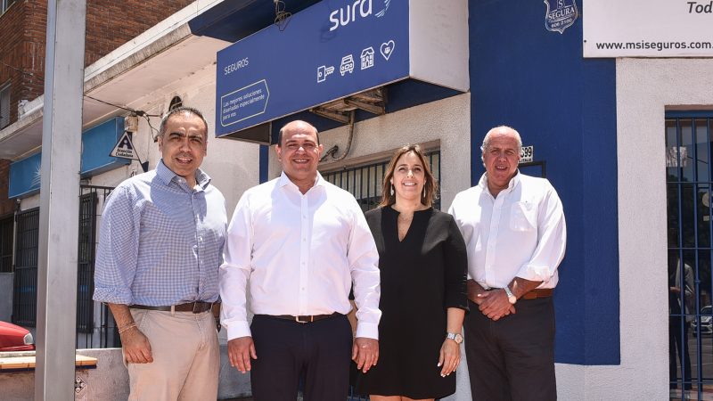 Empresa uruguaya de corredores de seguros cambió su imagen, fortaleció su atención online y presencial en su nueva oficina