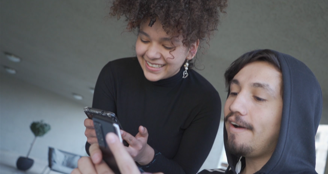 Para los jóvenes la apariencia física, inseguridad personal y la falta de oportunidades son los factores principales que dificultan su acceso a un empleo