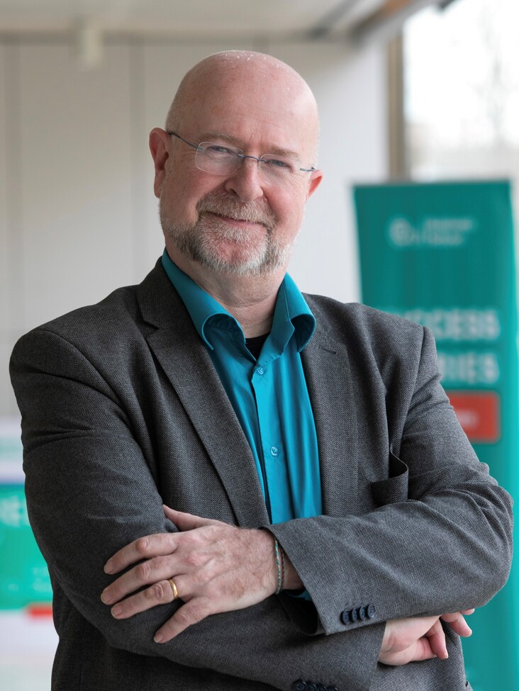 Learning clubs: rompiendo la brecha entre teoría y práctica