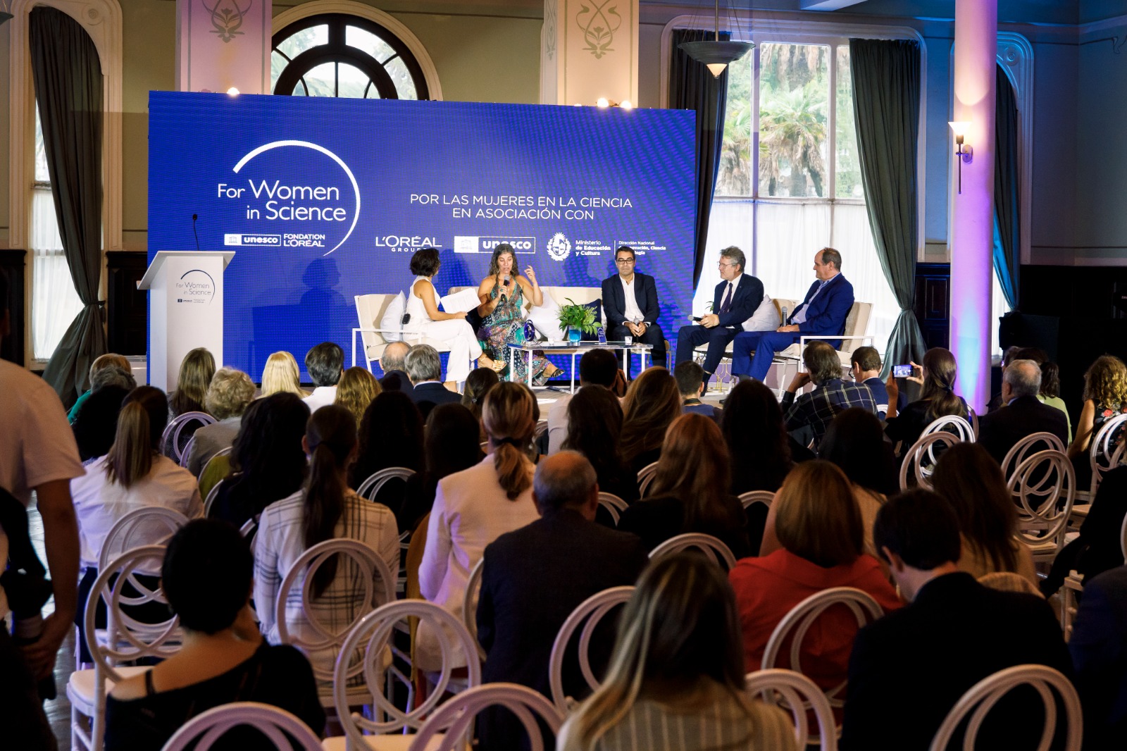 Valentina Franco-Trecu recibió el Premio L’Oréal Unesco «Por las Mujeres en la Ciencia» de Uruguay 