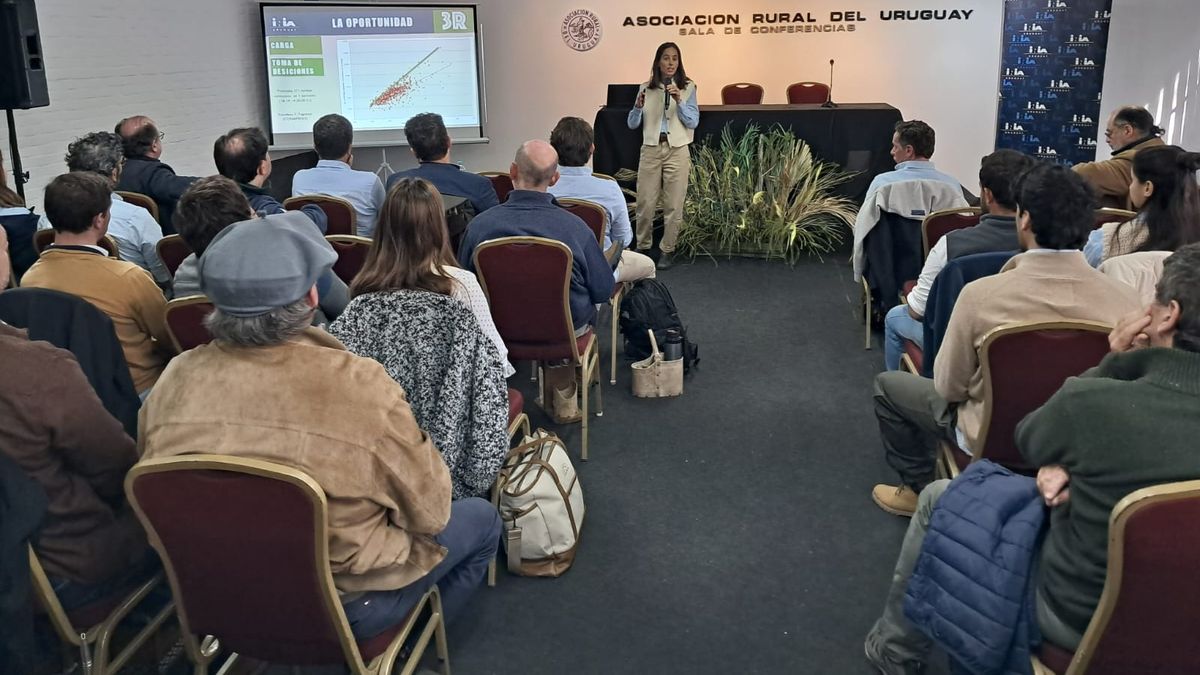 En Uruguay los productores aprovechan menos del 50% del pasto: en la Rural del Prado INIA expuso cómo mejorar