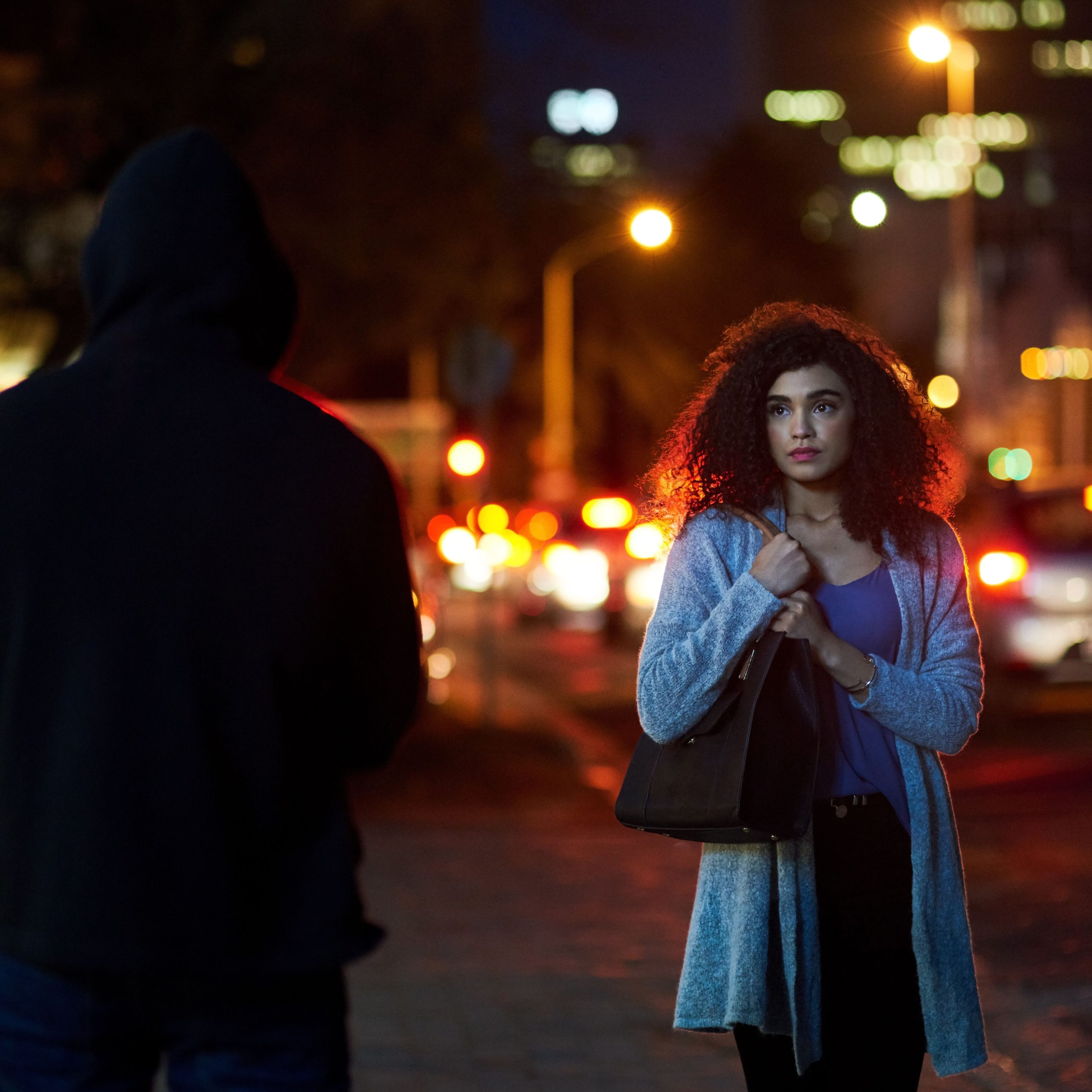 8 de cada 10 mujeres en Uruguay vivió su primera situación de acoso callejero antes de los 18 años 