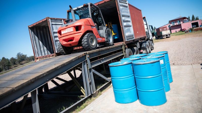 Inacoop aprobó crédito por US$ 350 mil para que Pueblo Apícola duplique exportación de miel a la Unión Europea