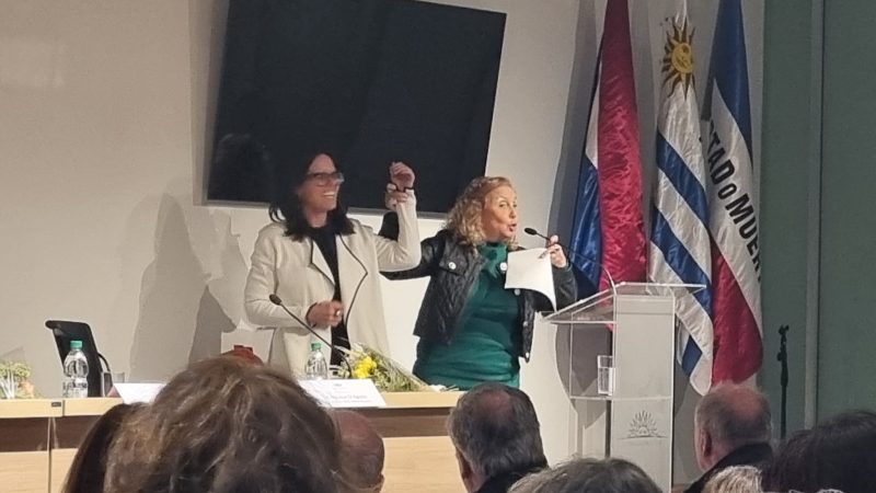 Prevención del suicidio: advierten sobre la necesidad de recuperar estrategias comunitarias y fortalecer el rol del entorno