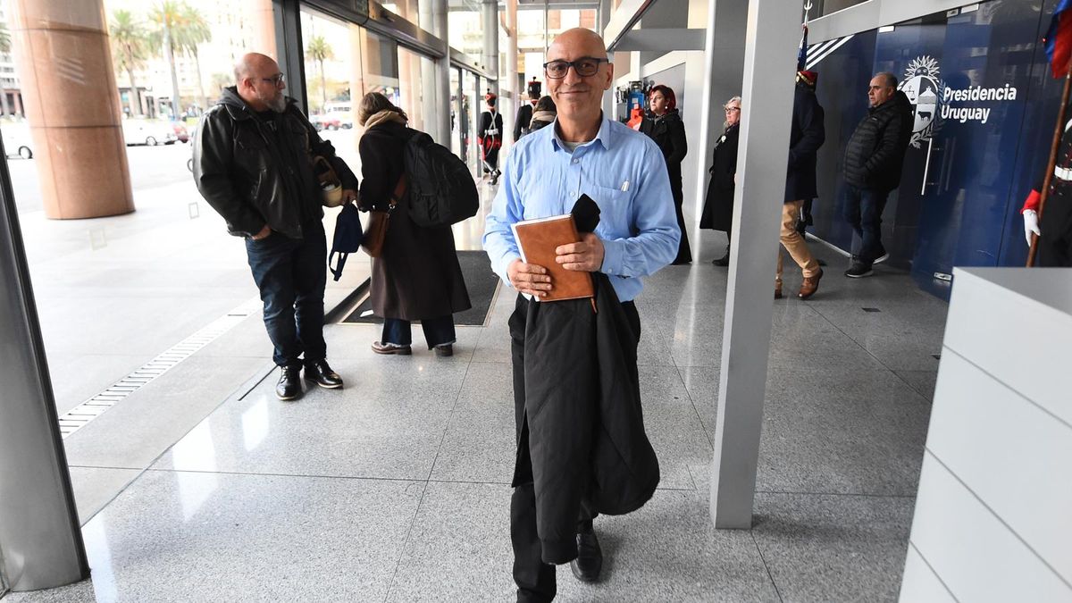 Abdala asegura que discusión por el impuesto del 1% "no está fuera de escena" e insistirá en aplicarlo en la Estrategia Nacional de Desarrollo